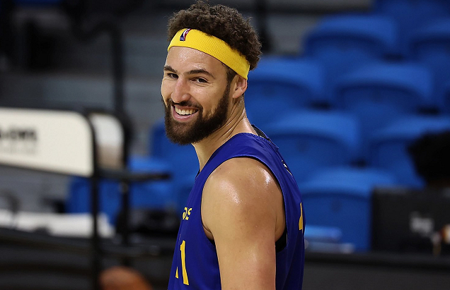 相比之下 相比之下