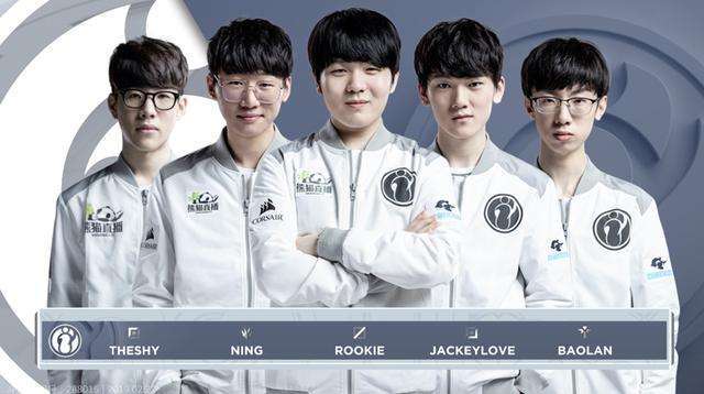 但仍保持开 但仍保持开