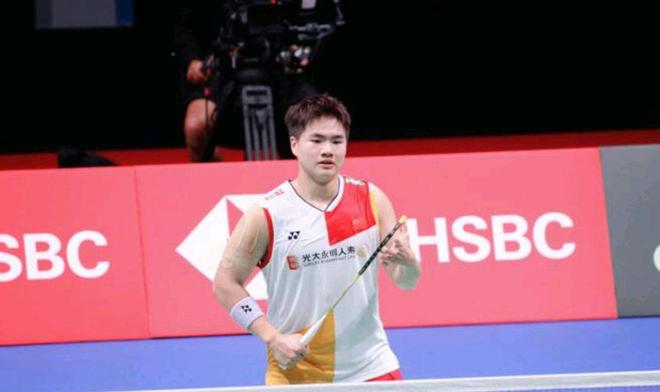 举办退役仪 举办退役仪