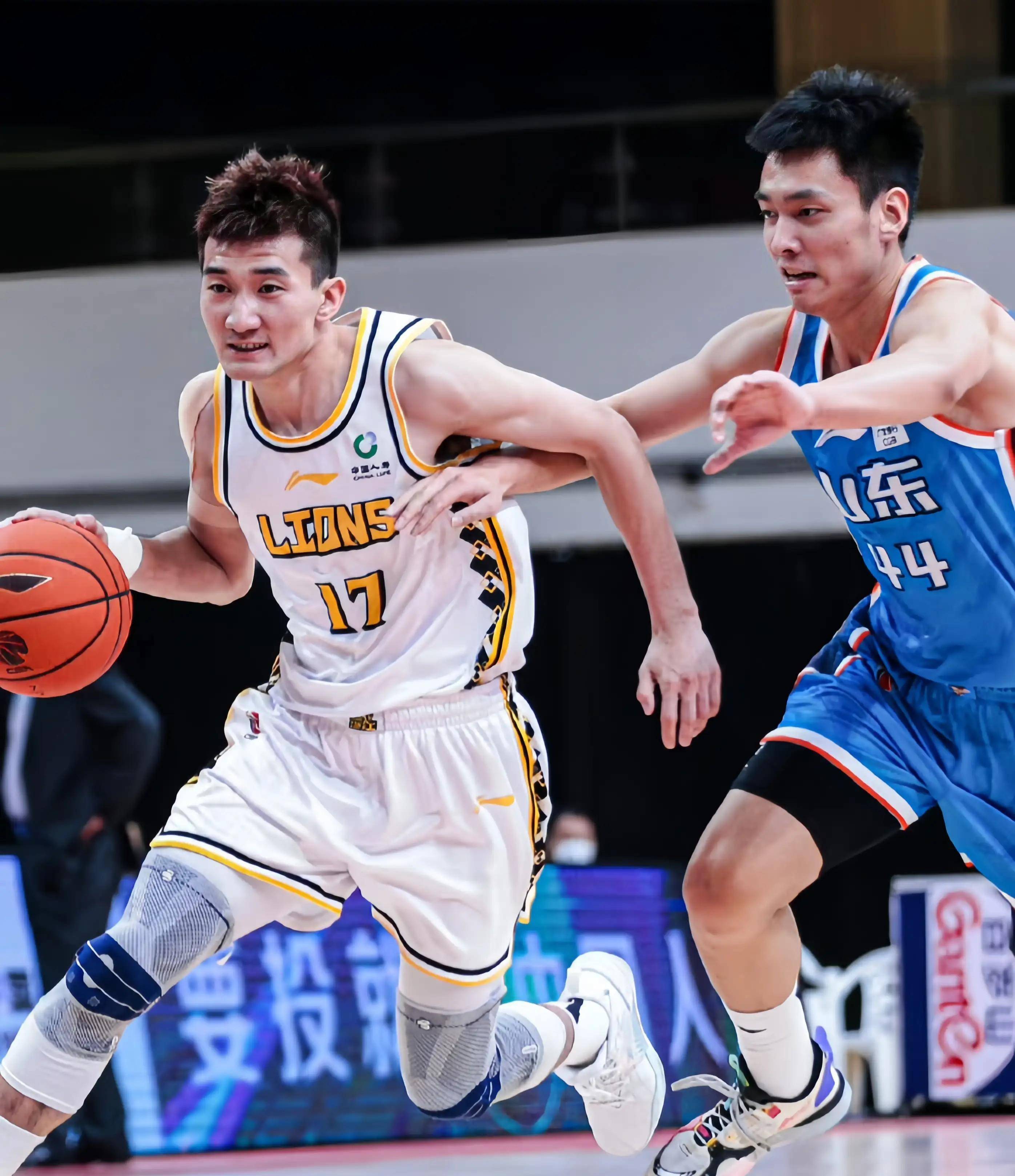 哈登曾多次 哈登曾多次