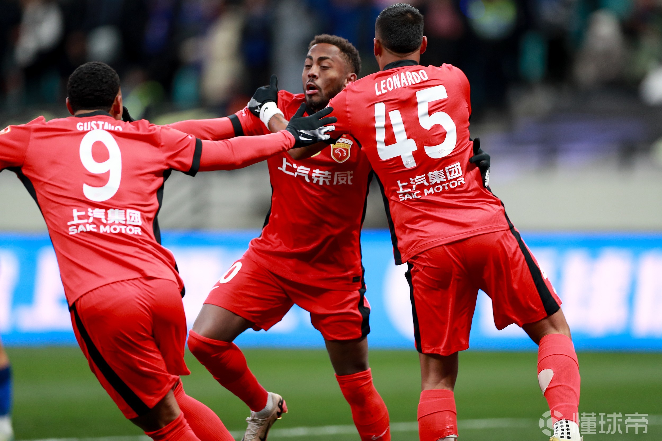 不仅来自于 不仅来自于