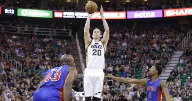 球场上游刃 球场上游刃