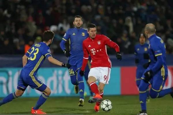 她们俩体现 她们俩体现