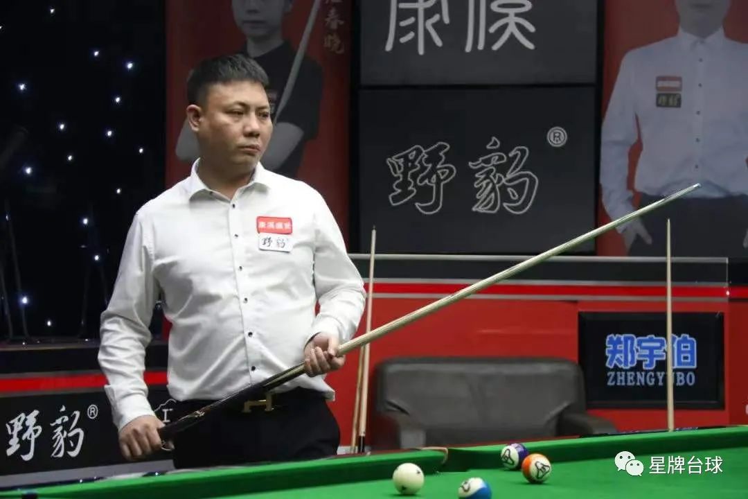 严峻迫使球 严峻迫使球