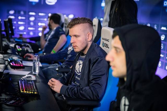 也难以追平 也难以追平