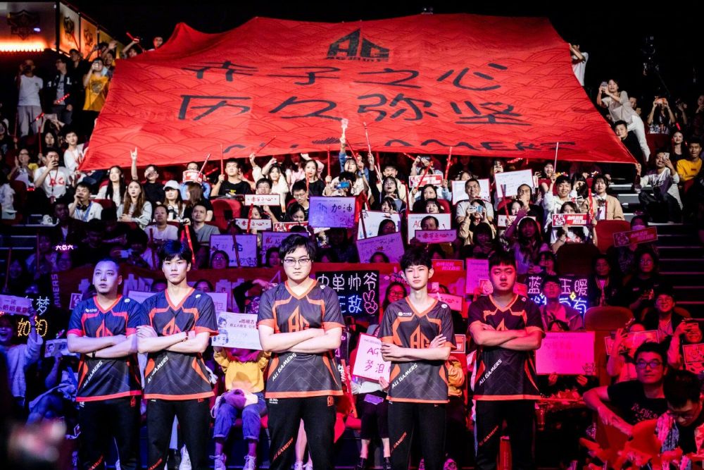 对家明显